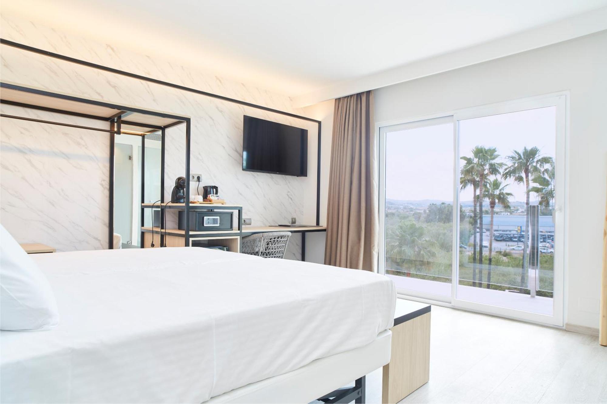 Invisa Hotel Es Pla - Adults Only ซานอันโตนิโอ ภายนอก รูปภาพ